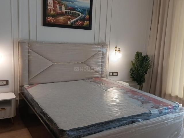 4 BHK Independent Builder Floor in DLF Phase 5 for rent Gurgaon. The reference number is 19688610