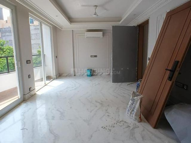 4 BHK Independent Builder Floor in DLF Phase 5 for rent Gurgaon. The reference number is 20810841