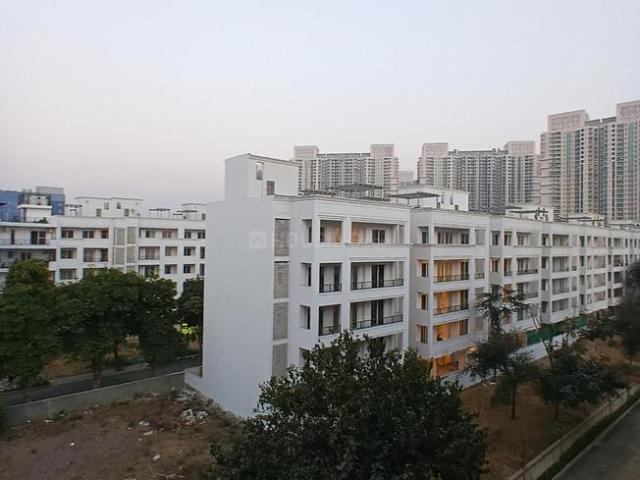 4 BHK Independent Builder Floor in DLF Phase 5 for resale Gurgaon. The reference number is 18972768