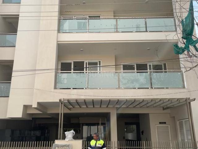4 BHK Independent Builder Floor in DLF Phase 1 for rent Gurgaon. The reference number is 17018650