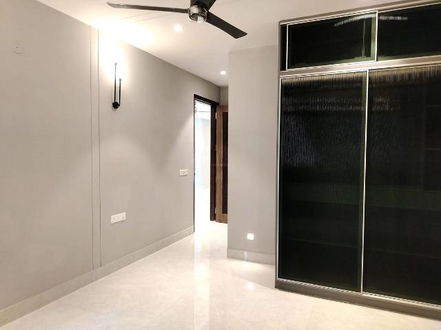 4 BHK Independent Builder Floor in DLF Phase 1 for rent Gurgaon. The reference number is 19562925