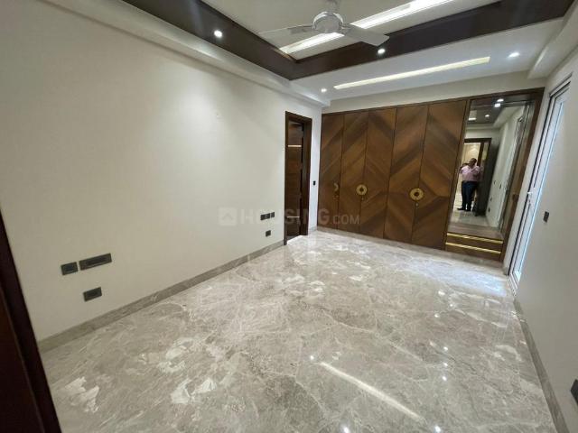 4 BHK Independent Builder Floor in DLF Phase 1 for rent Gurgaon. The reference number is 19961019
