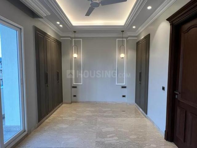 4 BHK Independent Builder Floor in DLF Phase 1 for rent Gurgaon. The reference number is 20524705