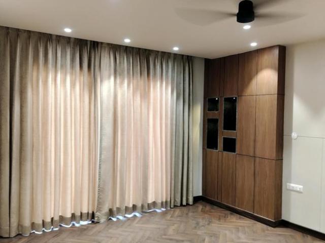 4 BHK Independent Builder Floor in DLF Phase 1 for rent Gurgaon. The reference number is 20697509