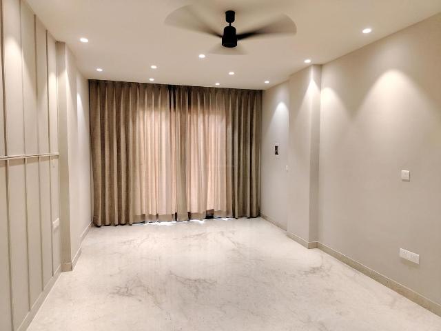 4 BHK Independent Builder Floor in DLF Phase 1 for rent Gurgaon. The reference number is 20697575