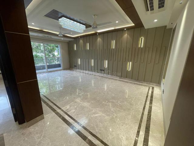 4 BHK Independent Builder Floor in DLF Phase 1 for rent Gurgaon. The reference number is 20014208