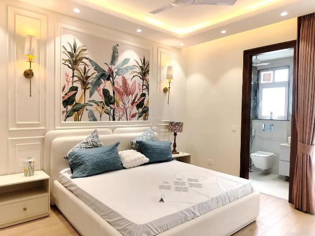 4 BHK Independent Builder Floor in DLF Phase 1 for rent Gurgaon. The reference number is 20194731
