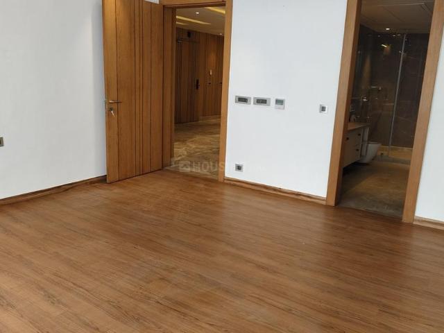 4 BHK Independent Builder Floor in DLF Phase 1 for rent Gurgaon. The reference number is 20206017