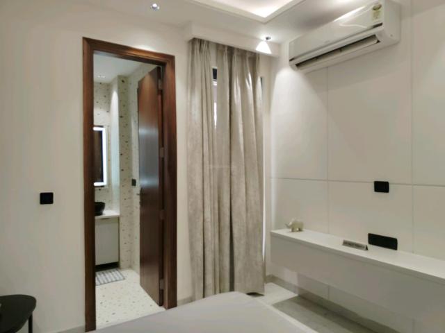 4 BHK Independent Builder Floor in DLF Phase 1 for rent Gurgaon. The reference number is 20291646