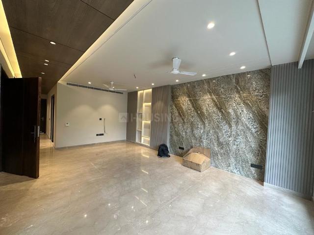 4 BHK Independent Builder Floor in DLF Phase 1 for rent Gurgaon. The reference number is 20323098