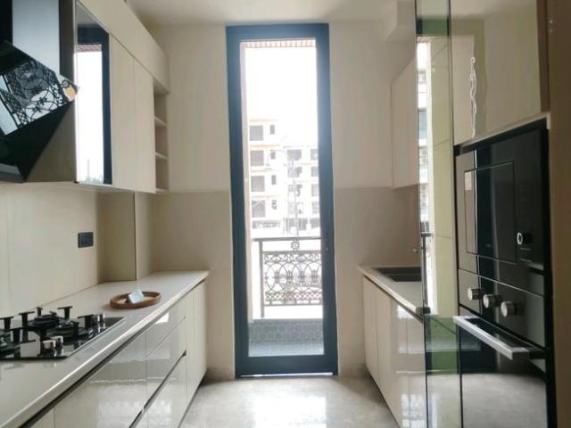 4 BHK Independent Builder Floor in DLF Phase 1 for rent Gurgaon. The reference number is 20323098