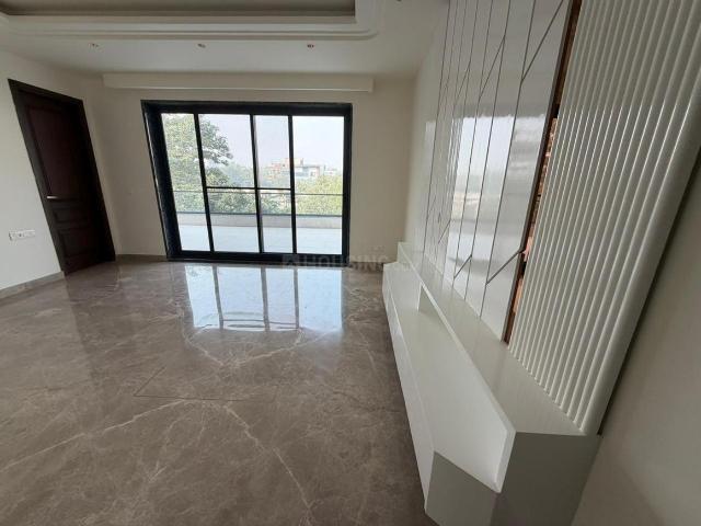 4 BHK Independent Builder Floor in DLF Phase 1 for resale Gurgaon. The reference number is 20135438