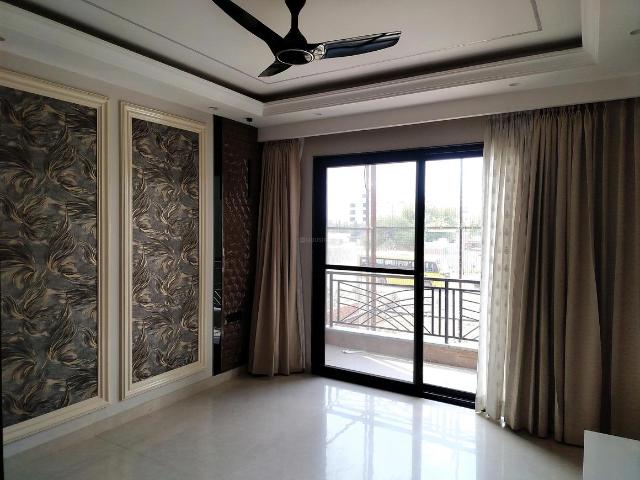 4 BHK Independent Builder Floor in DLF Phase 2 for rent Gurgaon. The reference number is 18905723