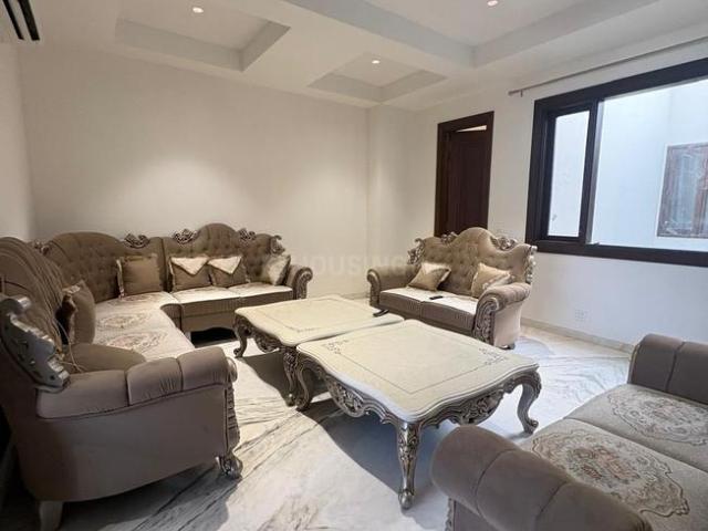 4 BHK Independent Builder Floor in DLF Phase 2 for rent Gurgaon. The reference number is 19895058