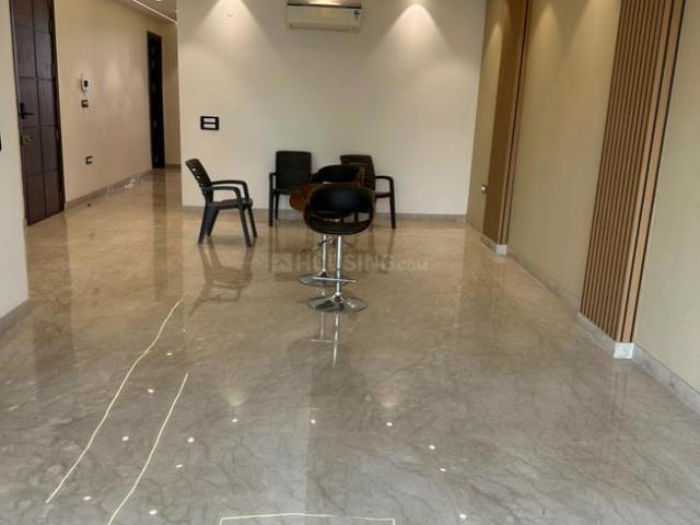 4 BHK Independent Builder Floor in DLF Phase 2 for rent Gurgaon. The reference number is 20784651