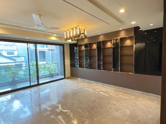 4 BHK Independent Builder Floor in DLF Phase 2 for resale Gurgaon. The reference number is 19978364