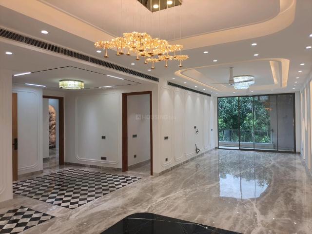 4 BHK Independent Builder Floor in DLF Phase 2 for resale Gurgaon. The reference number is 20724181