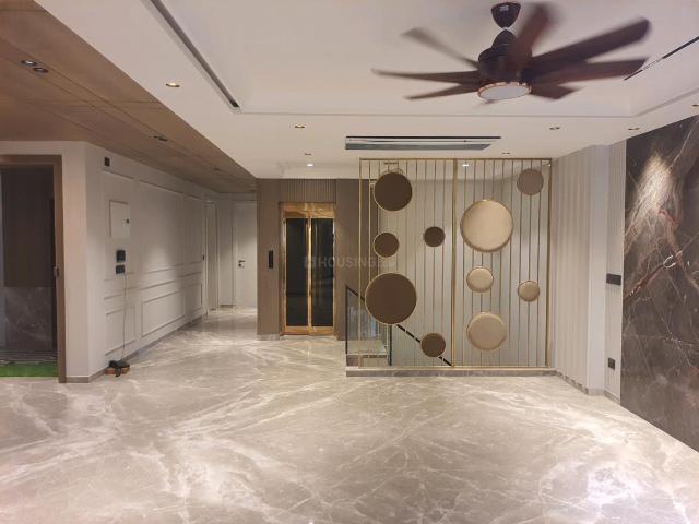 4 BHK Independent Builder Floor in DLF Phase 2 for resale Gurgaon. The reference number is 20724210