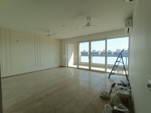 4 BHK Independent Builder Floor in DLF Phase 3 for rent Gurgaon. The reference number is 14726284