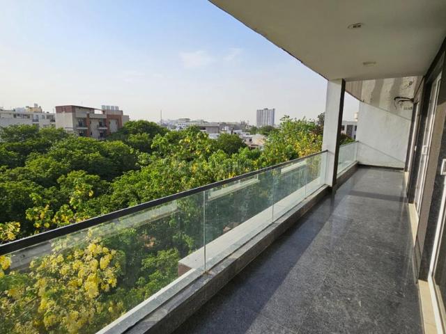 4 BHK Independent Builder Floor in DLF Phase 3 for rent Gurgaon. The reference number is 19845627