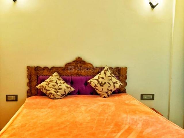 4 BHK Independent Builder Floor in DLF Phase 3 for rent Gurgaon. The reference number is 20632443