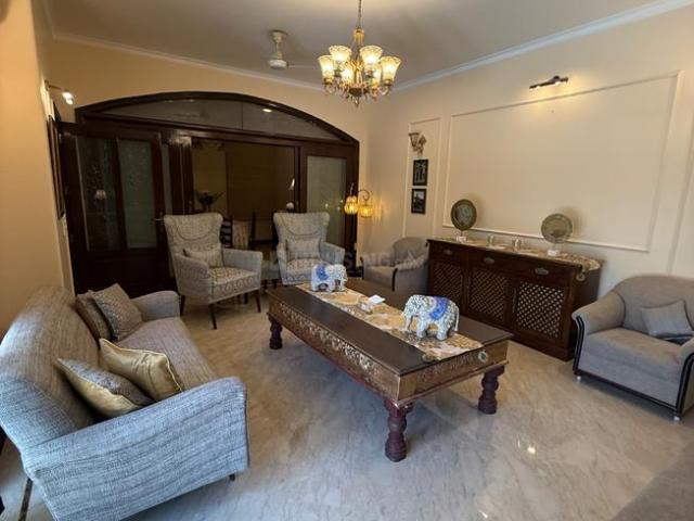 4 BHK Independent Builder Floor in DLF Phase 3 for rent Gurgaon. The reference number is 20046201