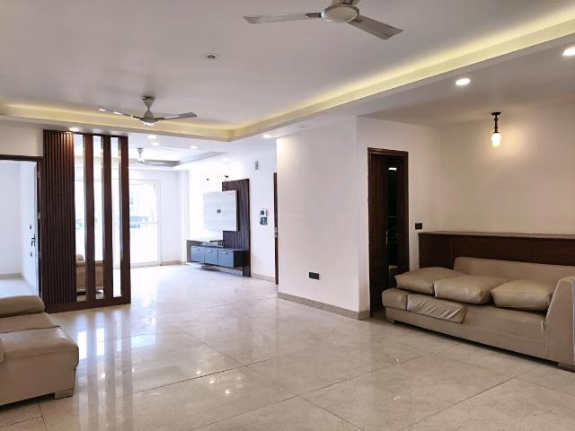 4 BHK Independent Builder Floor in DLF Phase 3 for resale Gurgaon. The reference number is 19631181