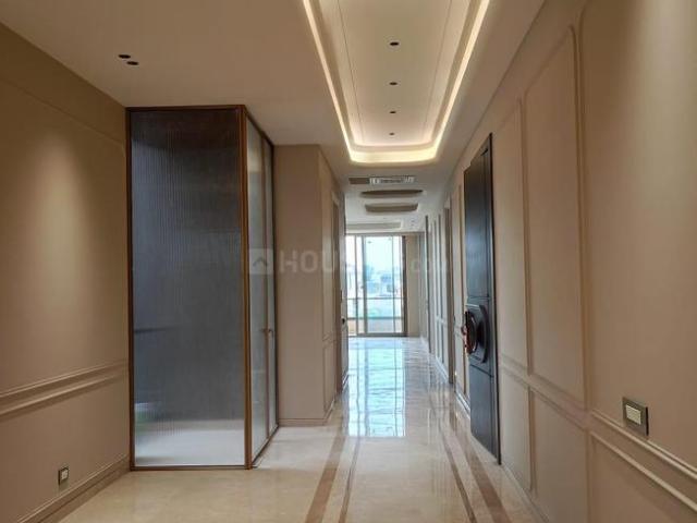 4 BHK Independent Builder Floor in East Of Kailash for resale New Delhi. The reference number is 20391115