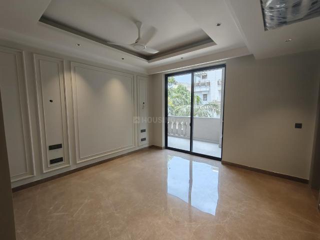 4 BHK Independent Builder Floor in East Of Kailash for resale New Delhi. The reference number is 20542721