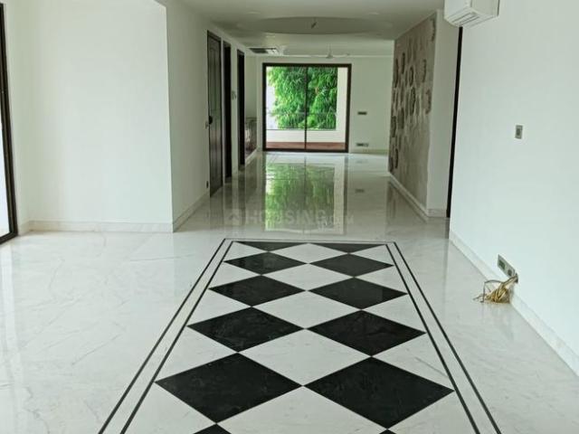 4 BHK Independent Builder Floor in Gulmohar Park for resale New Delhi. The reference number is 19583083