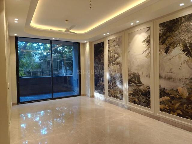 4 BHK Independent Builder Floor in Gulmohar Park for resale New Delhi. The reference number is 20406258