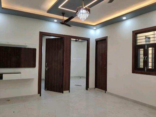 4 BHK Independent Builder Floor in Govindpuram for resale Ghaziabad. The reference number is 19870634