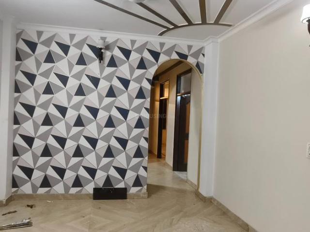 4 BHK Independent Builder Floor in Govindpuri for rent New Delhi. The reference number is 18543968