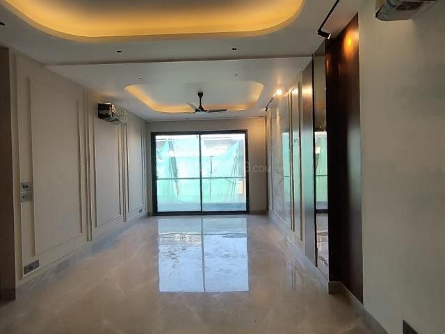 4 BHK Independent Builder Floor in Greater Kailash I for rent New Delhi. The reference number is 19711812