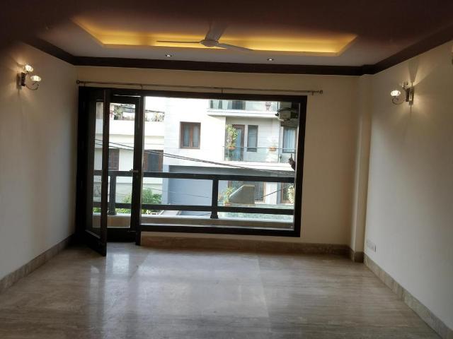 4 BHK Independent Builder Floor in Greater Kailash I for rent New Delhi. The reference number is 19728772