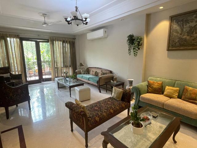4 BHK Independent Builder Floor in Greater Kailash I for rent New Delhi. The reference number is 20716229