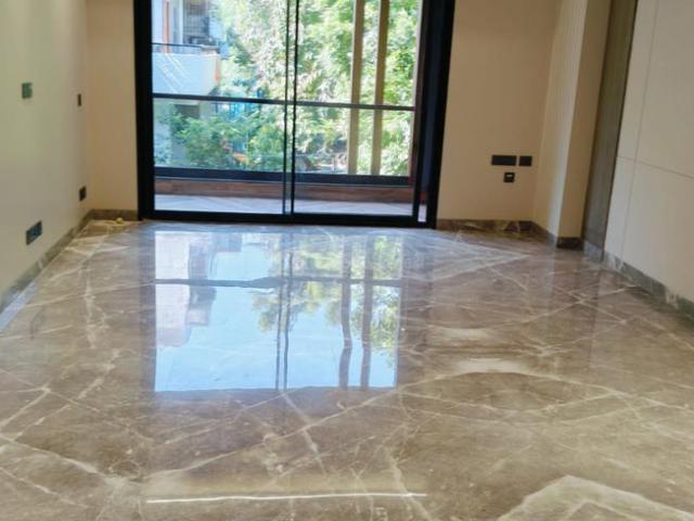 4 BHK Independent Builder Floor in Greater Kailash I for resale New Delhi. The reference number is 18880393