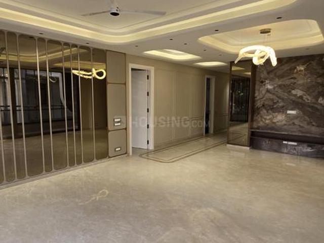4 BHK Independent Builder Floor in Greater Kailash I for resale New Delhi. The reference number is 19074498