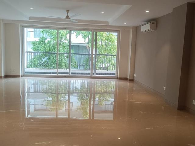 4 BHK Independent Builder Floor in Greater Kailash I for resale New Delhi. The reference number is 20597794