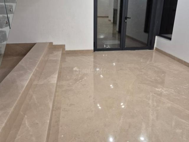 4 BHK Independent Builder Floor in Greater Kailash II for rent New Delhi. The reference number is 19539779