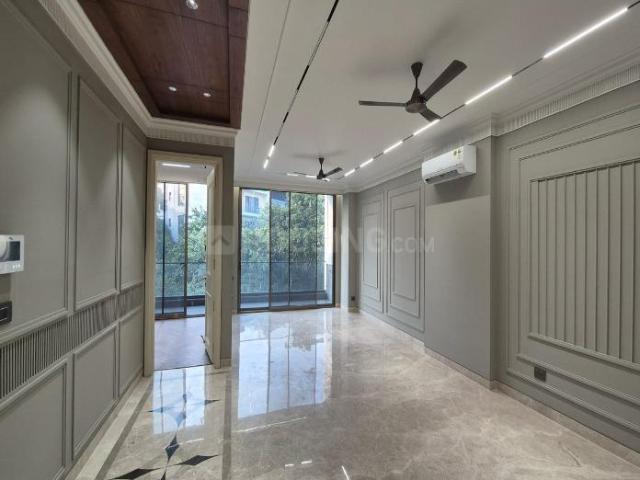 4 BHK Independent Builder Floor in Greater Kailash II for rent New Delhi. The reference number is 19548574