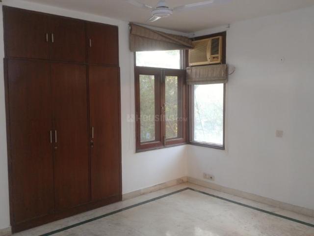 4 BHK Independent Builder Floor in Greater Kailash II for rent New Delhi. The reference number is 19619847