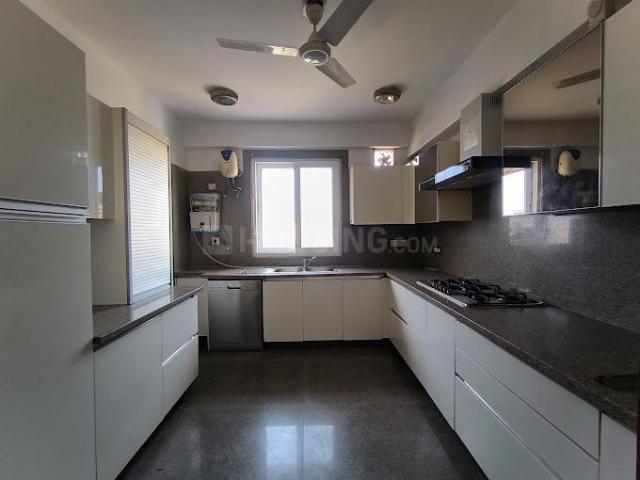 4 BHK Independent Builder Floor in Greater Kailash II for rent New Delhi. The reference number is 19954877