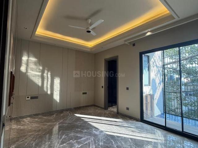 4 BHK Independent Builder Floor in Greater Kailash II for rent New Delhi. The reference number is 20532444