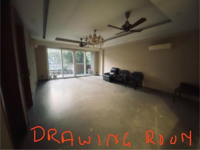 4 BHK Independent Builder Floor in Greater Kailash II for rent New Delhi. The reference number is 20049620