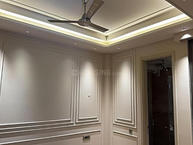 4 BHK Independent Builder Floor in Greater Kailash II for resale New Delhi. The reference number is 20144699