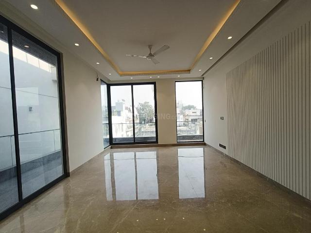 4 BHK Independent Builder Floor in Greater Kailash II for resale New Delhi. The reference number is 20177462