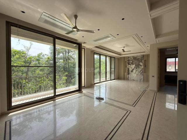 4 BHK Independent Builder Floor in Greater Kailash II for resale New Delhi. The reference number is 20119491