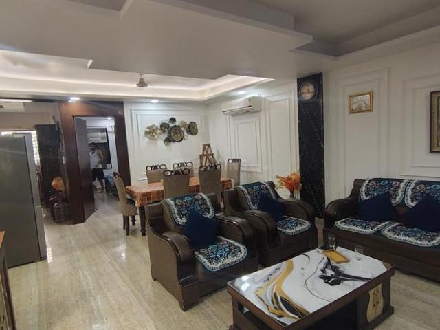 4 BHK Independent Builder Floor in Green Field Colony for rent Faridabad. The reference number is 20448376