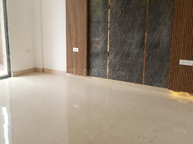 4 BHK Independent Builder Floor in Green Field Colony for resale Faridabad. The reference number is 17338791